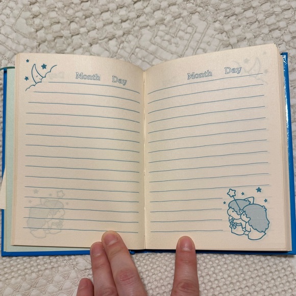 Rare 1976 Little Twins Stars Dear Diary Hard Cover Notebook & Bookmark Kiki Lala - Picture 7 of 10